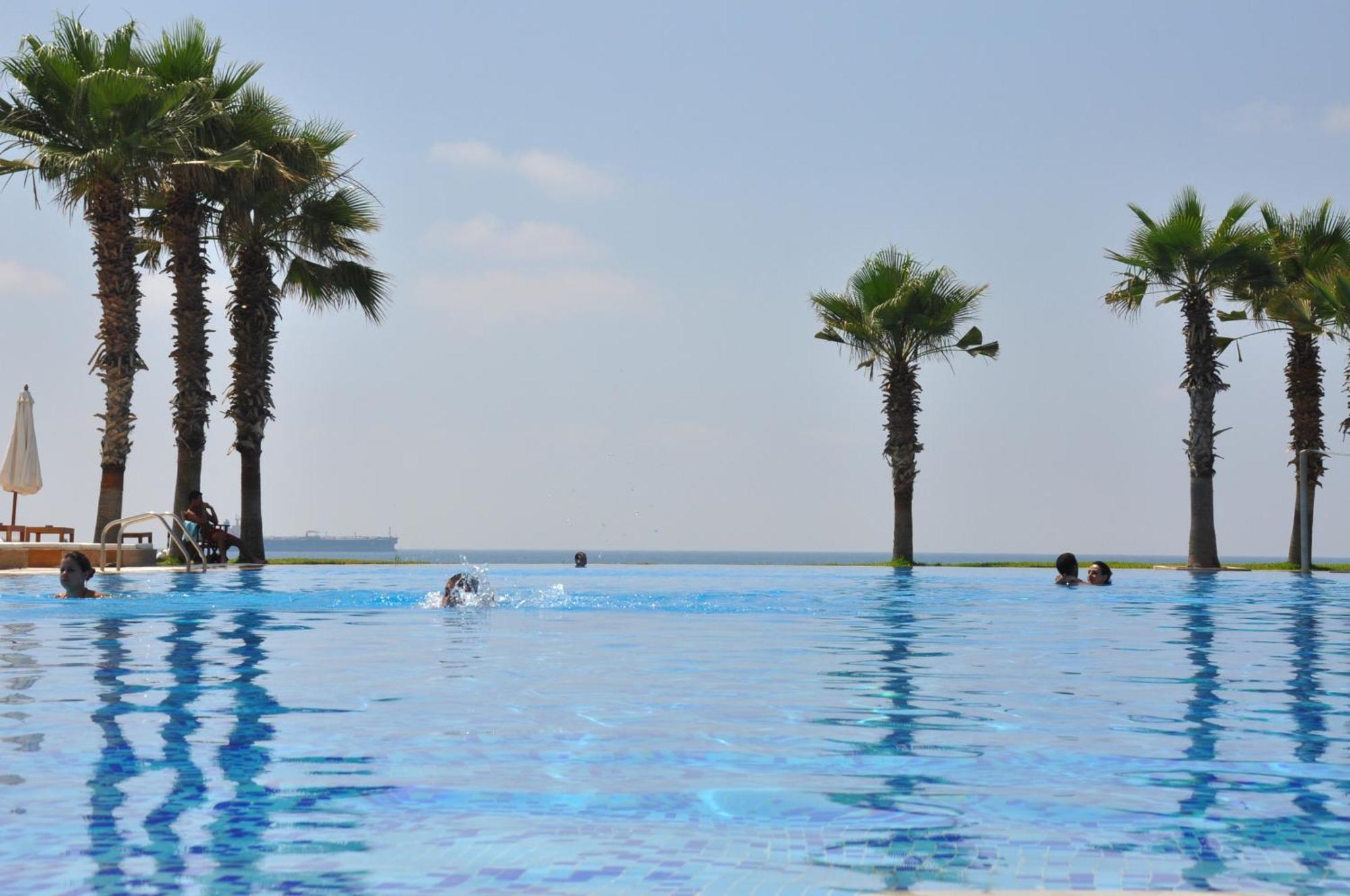 Pangea Beach Resort Jieh Bagian luar foto
